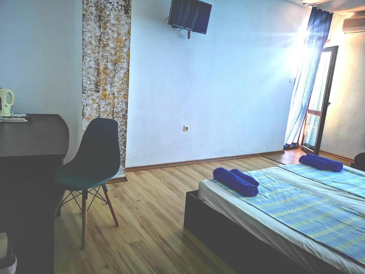 Paunovi Guest House Primorsko Dış mekan fotoğraf
