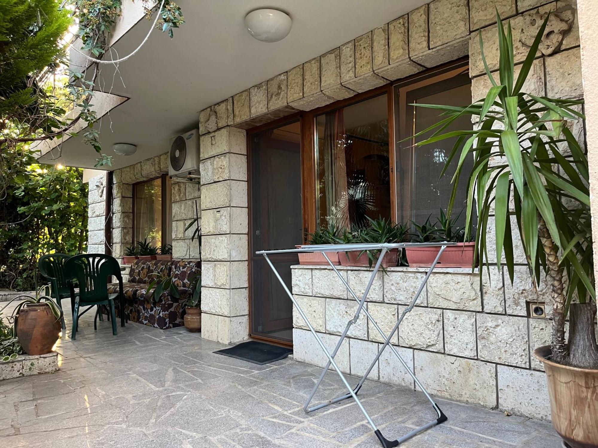 Paunovi Guest House Primorsko Dış mekan fotoğraf